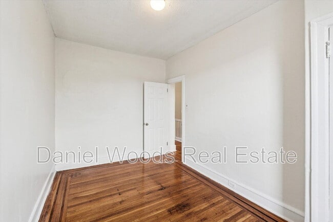 Building Photo - 6227 Addison St