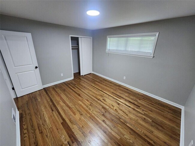 Building Photo - 1181 Starline Dr