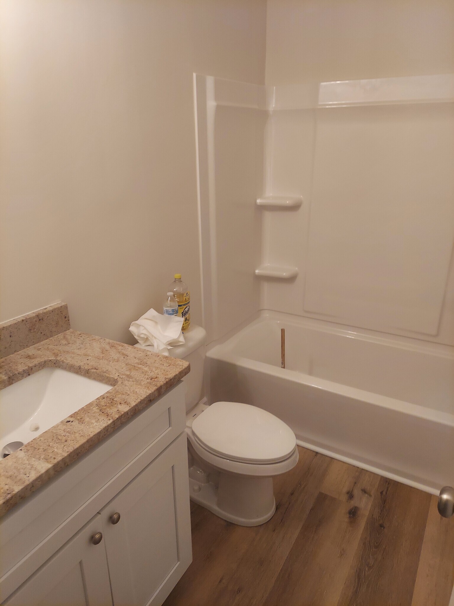 Building Photo - 909 Locust St