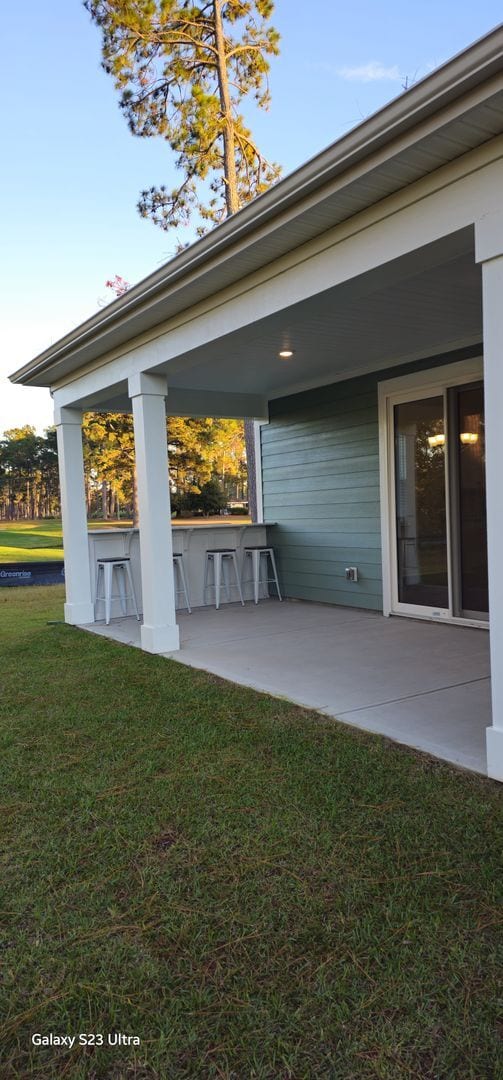 Building Photo - Live the Dream: Luxury Golf Course Living Awaits!