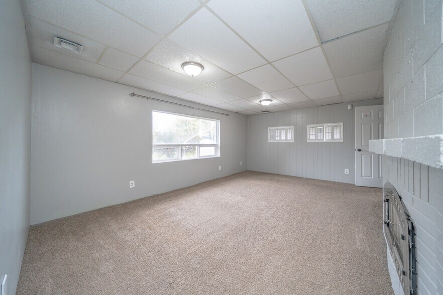 Building Photo - 3512 East Ben Burr Boulevard