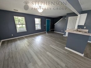 Building Photo - 1129 Waverly Pl Dr
