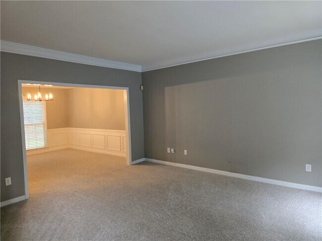 Building Photo - 1434 Oglethorpe Dr
