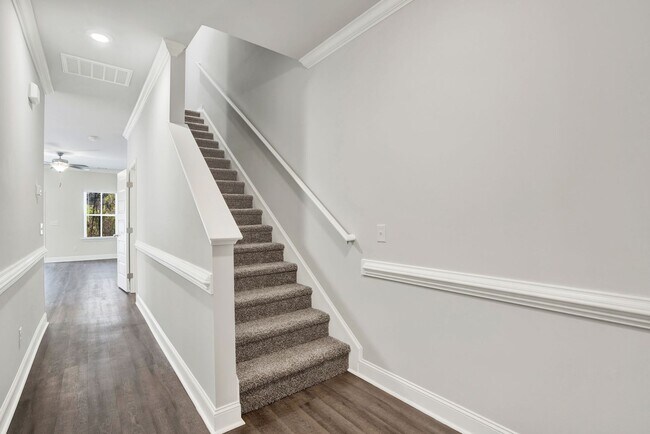 Building Photo - New Rental Now Available!