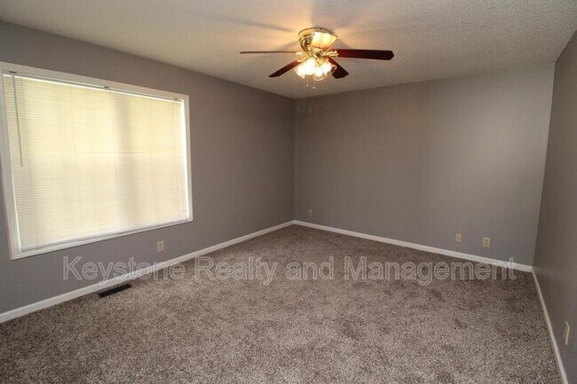 Building Photo - 3289 N Senseney Cir