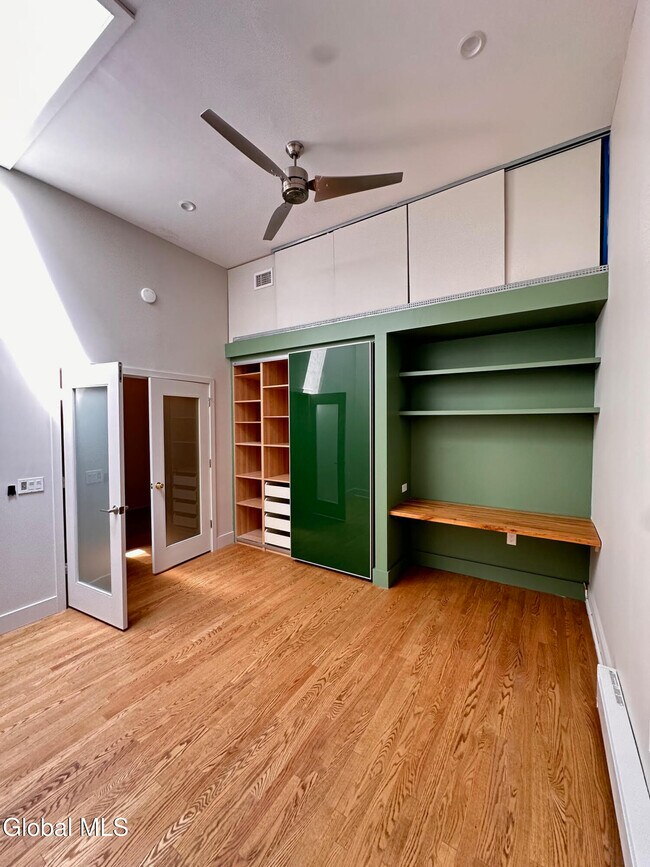 Building Photo - 53 3rd St