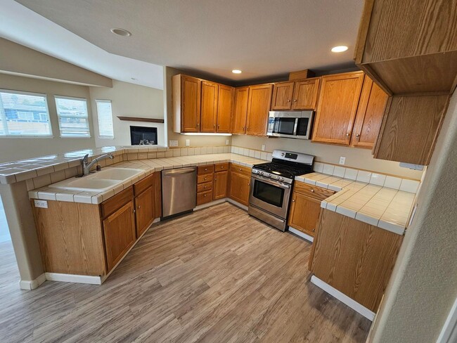 Building Photo - North Morro Bay - 3 Bedrooms