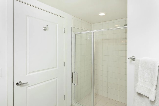 Building Photo - 1135 Shelby St