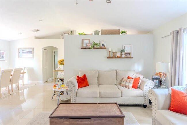 Building Photo - 1334 NW 125th Terrace