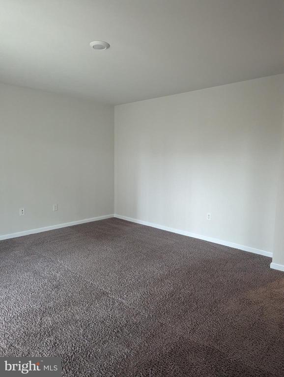 Building Photo - 64 Vespucci Ln