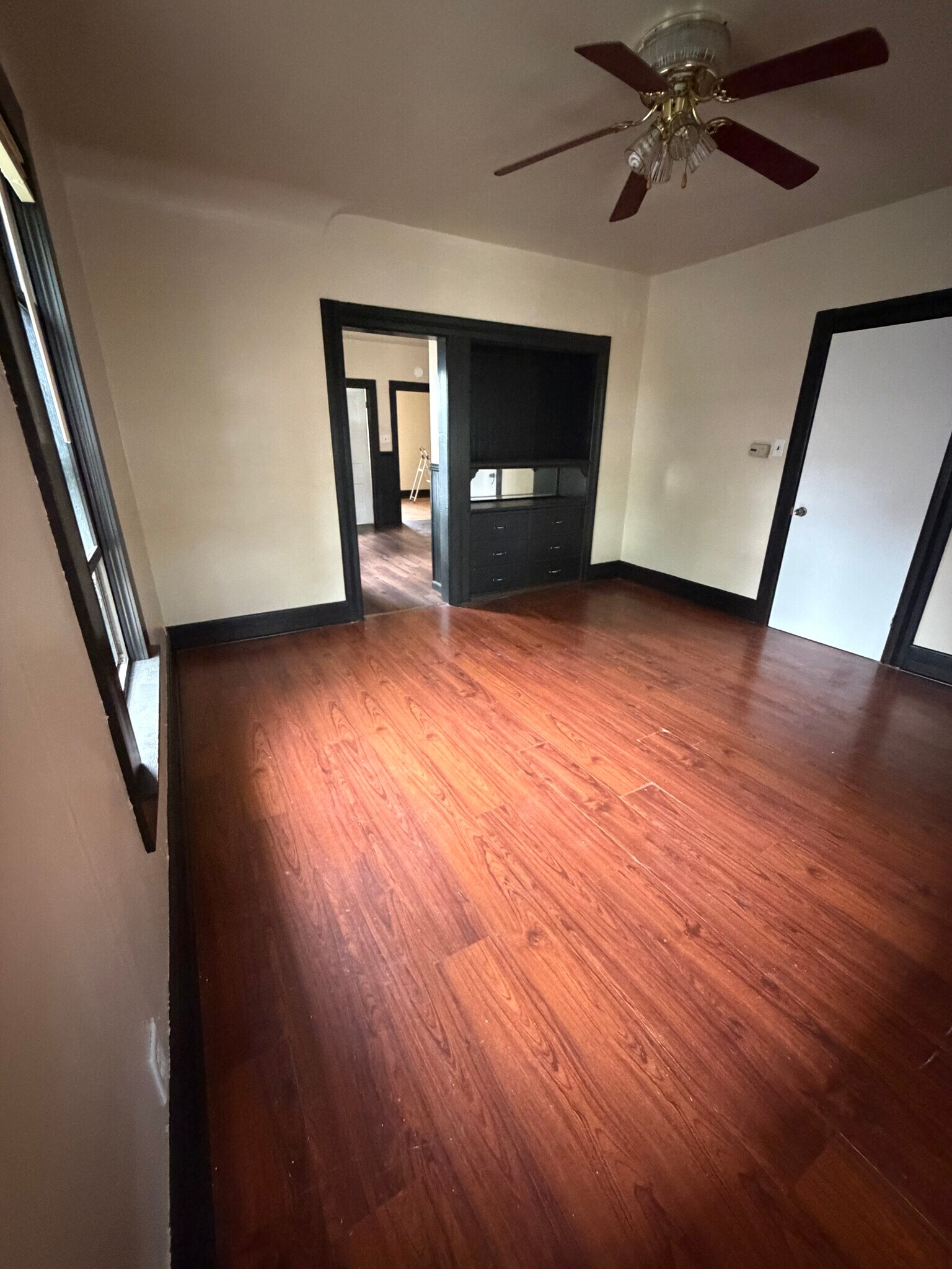 Building Photo - 2647 S 28th St