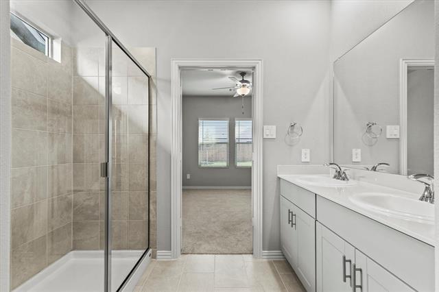 Building Photo - 3935 Worth Dr