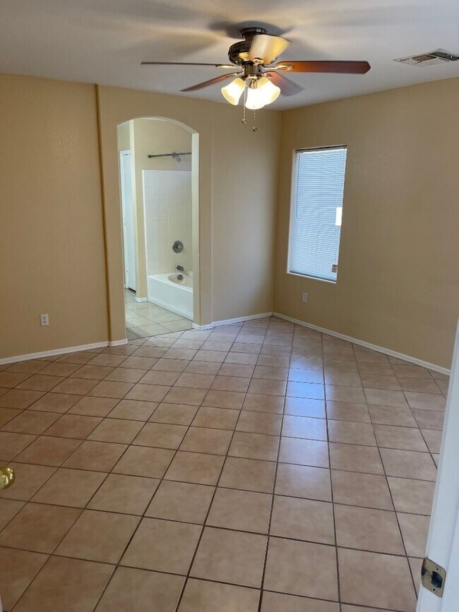 Building Photo - 13225 W Desert Ln