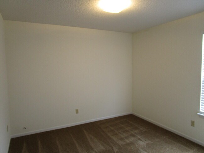 Building Photo - 4304 Cheryl Ct