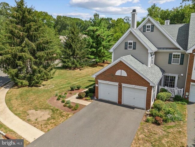 Building Photo - 614 Bollen Ct