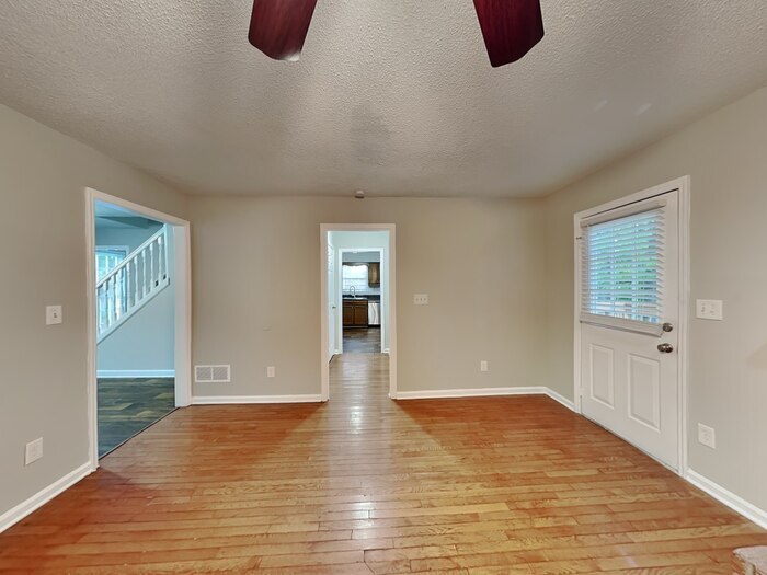 Building Photo - 1324 Interlaken Pass