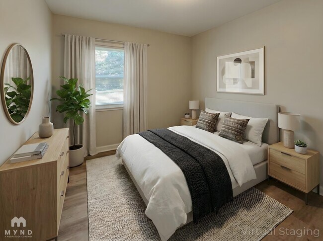 Building Photo - 3700 Braden Dr