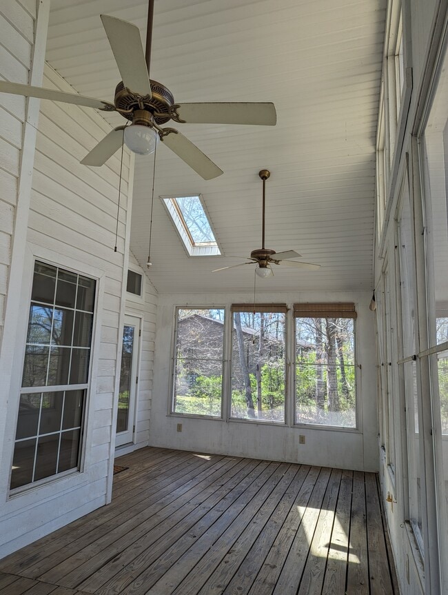 Building Photo - 1401 Francis Station Dr