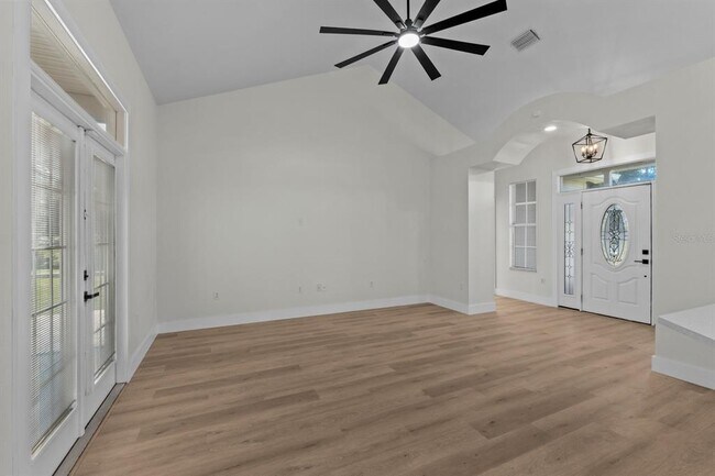 Building Photo - 37015 Waldo Dr