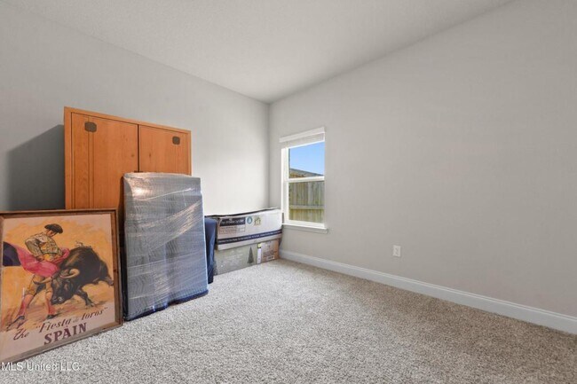 Building Photo - 12213 Savannah Cir