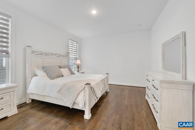 Building Photo - 1160 Colbert St