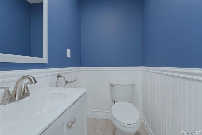 Building Photo - 136 Albany Blvd