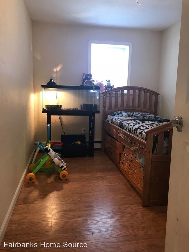 Building Photo - 367 Park Way