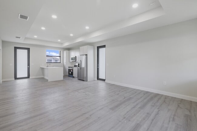 Building Photo - 3216 53rd St W