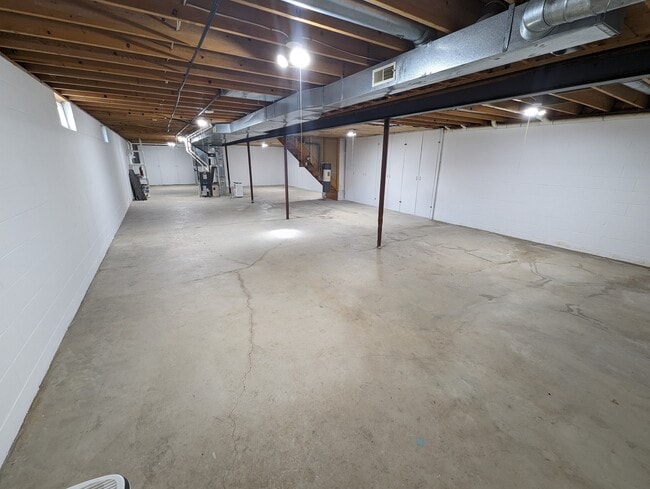 Building Photo - 1766 Hasler Lake Rd