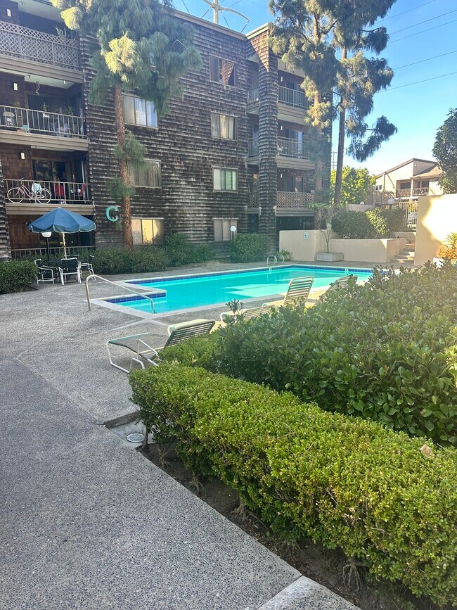 Building Photo - 5790 Friars Rd