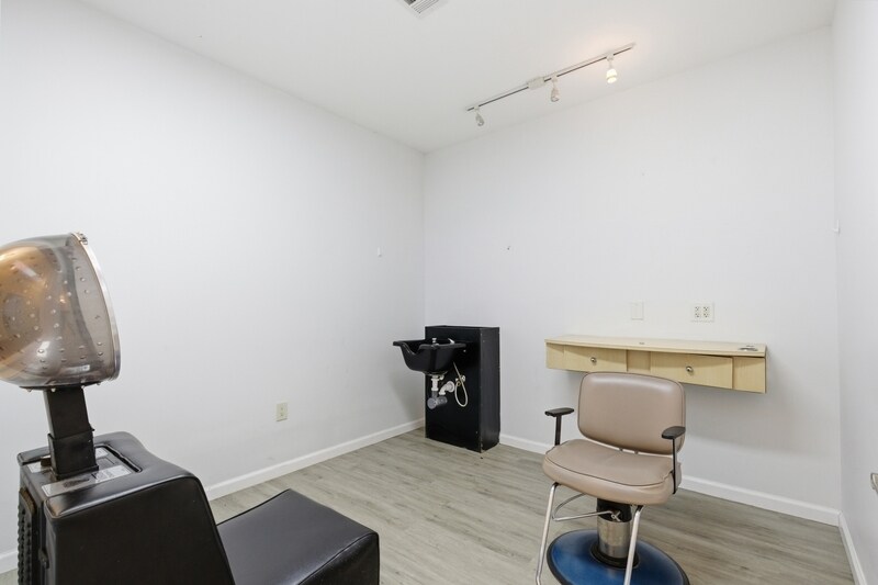 Building Photo - 4341 Park Heights Ave