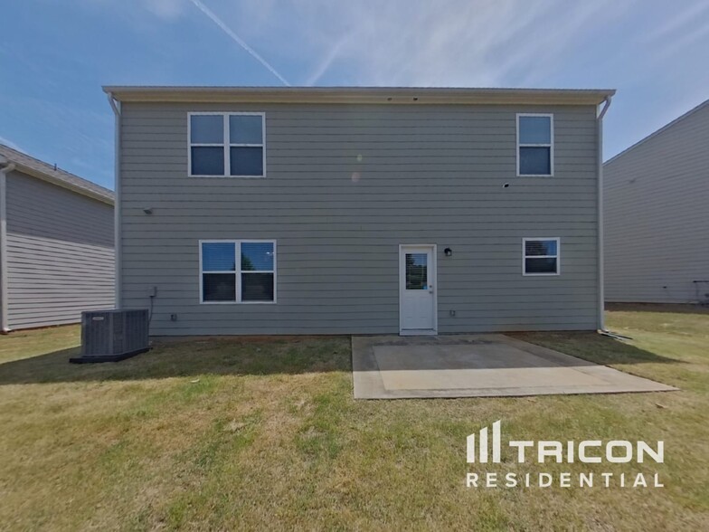 Building Photo - 280 Paulownia Cir
