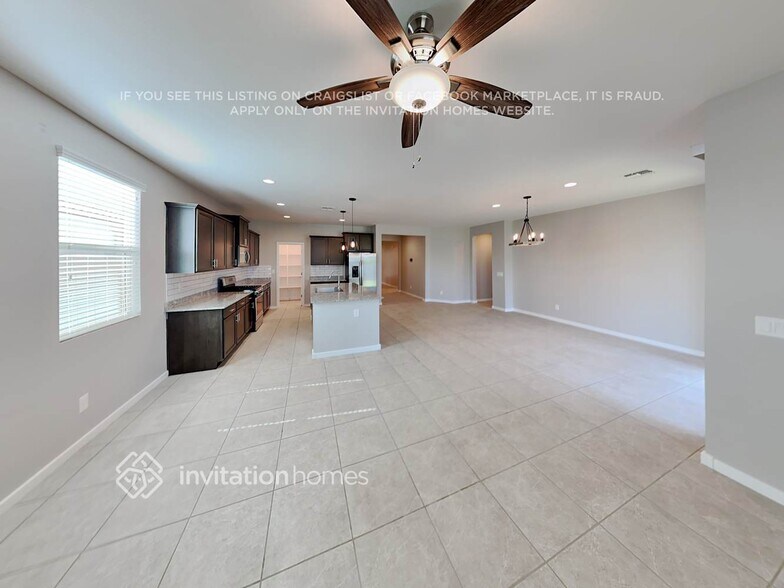 Building Photo - 644 W Panola Dr