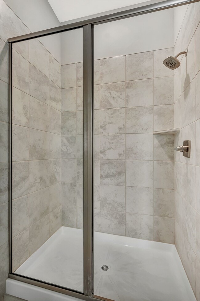 Building Photo - 2052 Sunflower Dr