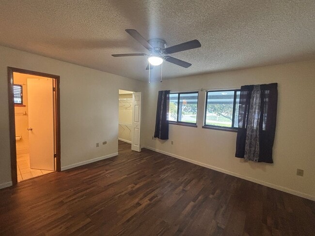 Building Photo - Corner lot house in 55+ community