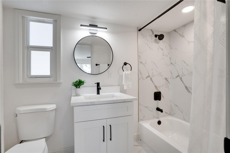 Building Photo - 11797 104th St