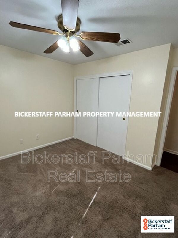 Building Photo - 3902 Leisure Ave