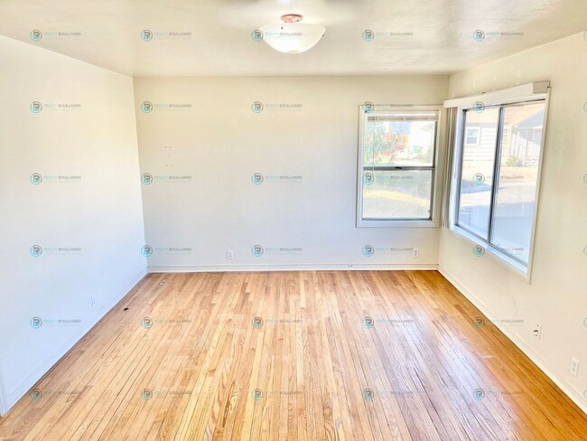 Building Photo - 90 Arden Cir