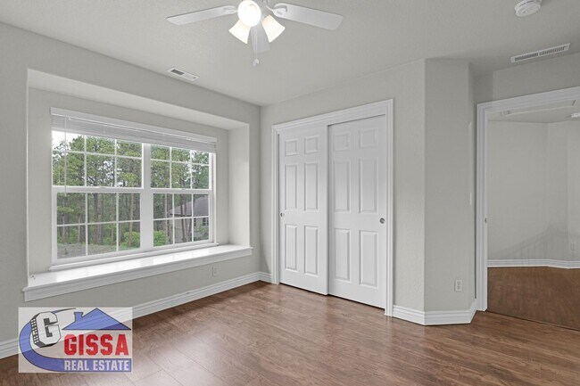 Building Photo - 1043 Longspur Ln