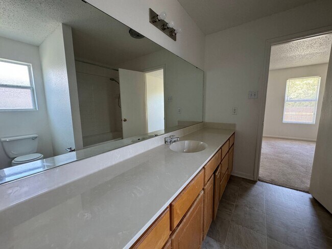 Building Photo - 5903 Medina Dr