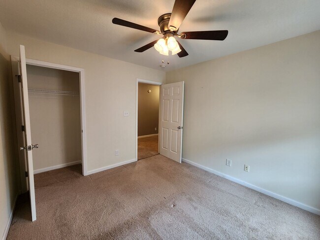 Building Photo - Welcome Home!