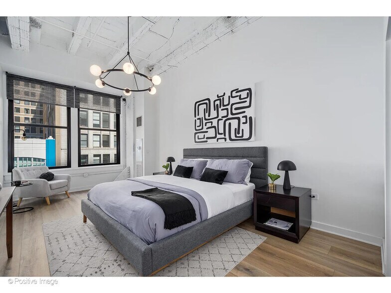 Building Photo - 20 N State St