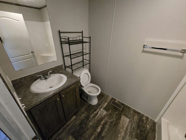 Building Photo - 110 113th Square NE