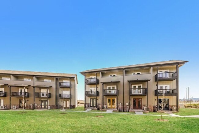 Building Photo - 1922 Addi Ln