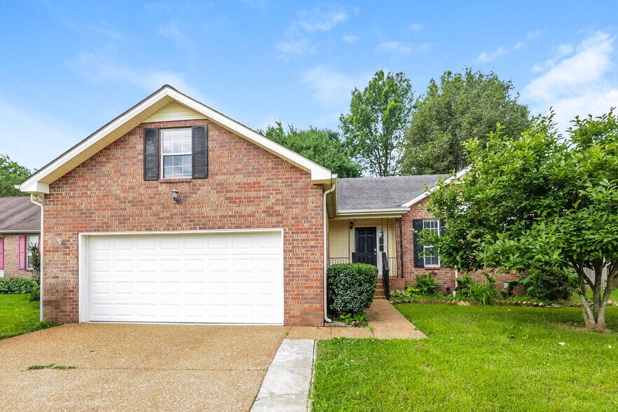 Primary Photo - 319 Cypress Glen Dr