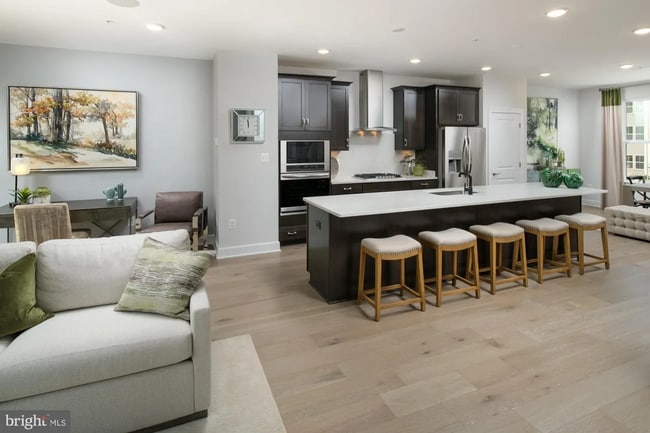Building Photo - Gorgeous Open Concept 3 Bed 3.5 Bath Rental in Hanover
