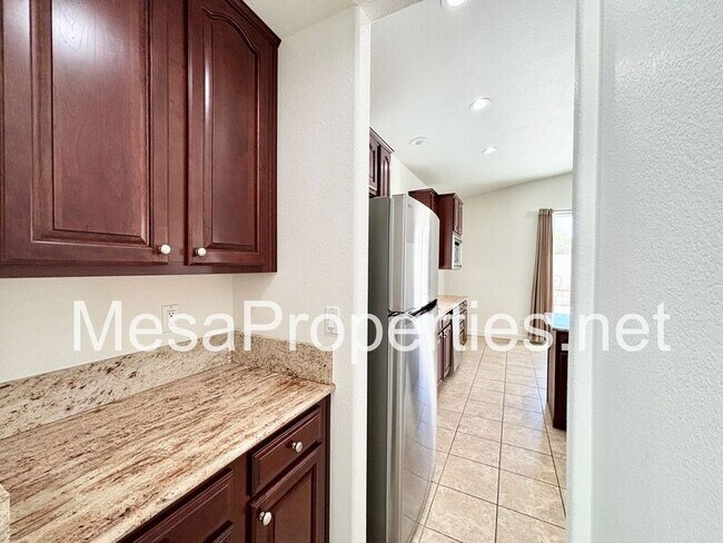 Building Photo - 15818 Iron Canyon Ln