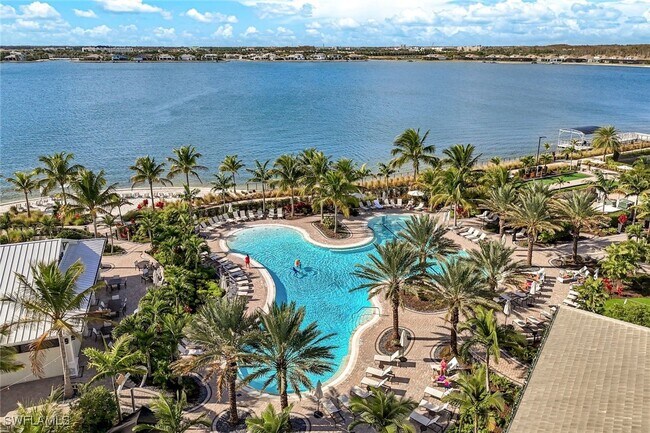 Building Photo - 11811 Venetian Lagoon Dr