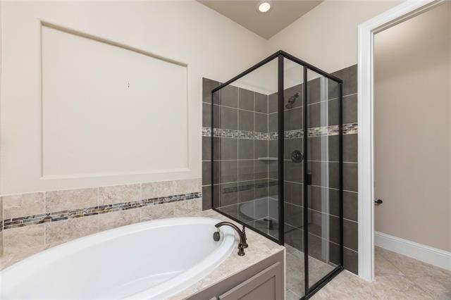 Building Photo - 3025 Hurstwood Dr