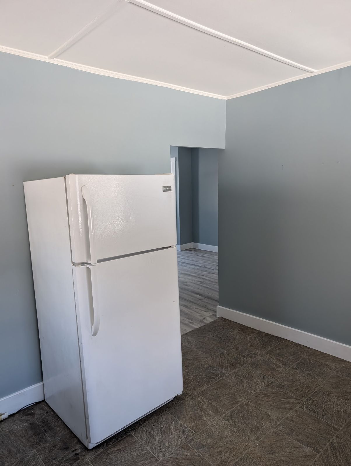 Kitchen - 353 N State St